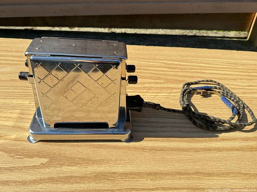 Lot #78 (1 of 8)