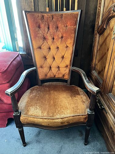 Lot #156 (1 of 8)