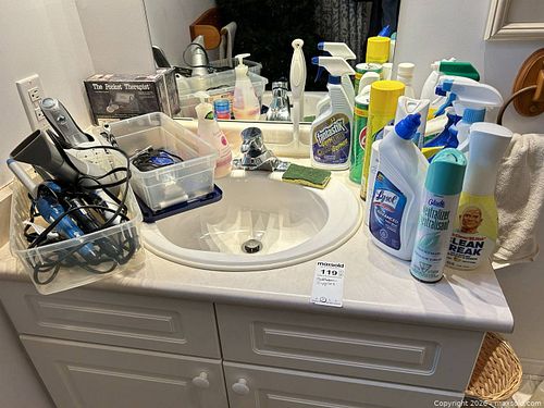 Mixed household cleaners, personal care tools and electronics B (1 of 10)