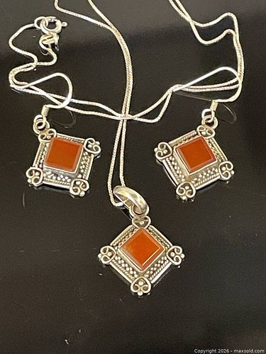 STERLING AND CARNELIAN SUITE OF JEWELRY (1 of 8)