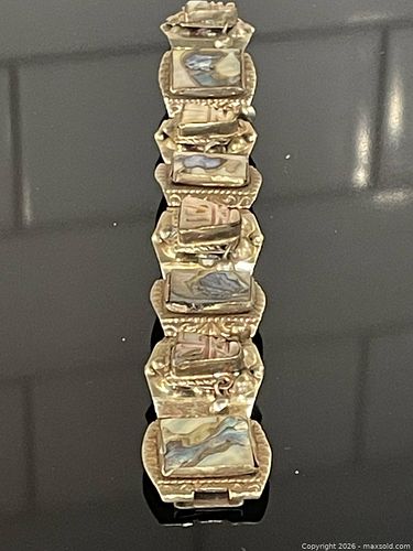 Lot #45 (1 of 8)