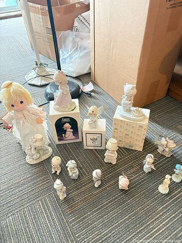 Precious Moments Porcelain & Cloth Figurine/Ornament Lot (1 of 5)