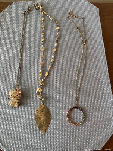 Costume Jewelry 1 (1 of 4)