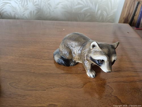 Racoon Figurine (1 of 4)