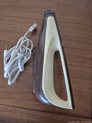 Vintage Beach Electric Knife  (1 of 5)