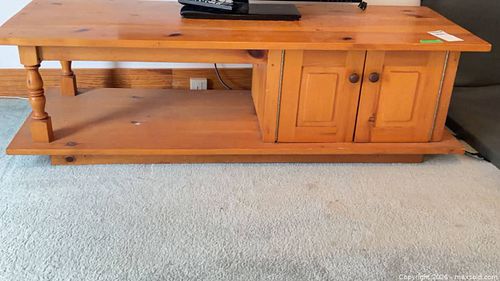 Coffee Table  (1 of 11)