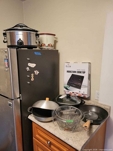 Woks, Small Appliances and More.  (1 of 15)