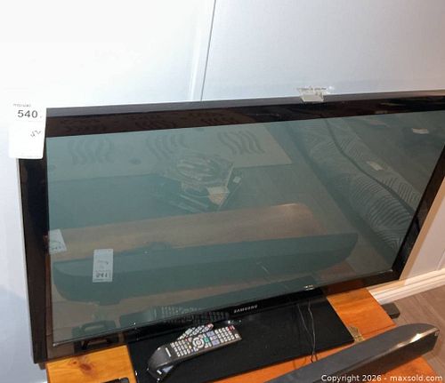 Samsung TV A (1 of 7)