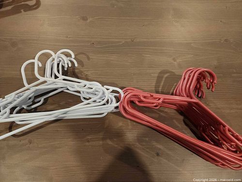 25 Plastic Clothing Hangers, Standard Adult Size, Red & Magenta (1 of 3)
