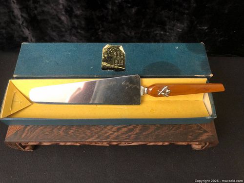 Vintage Cake Knife (1 of 5)