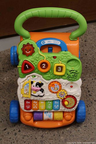 Childs V-Tech Push Toy. Sit-to-Stand Learning Walker. (1 of 8)