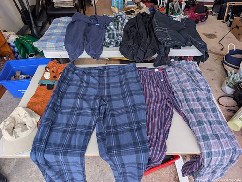Mixed Clothing Lot: Pajama Pants, Sweatshirts & Hats, Various Brands (1 of 17)