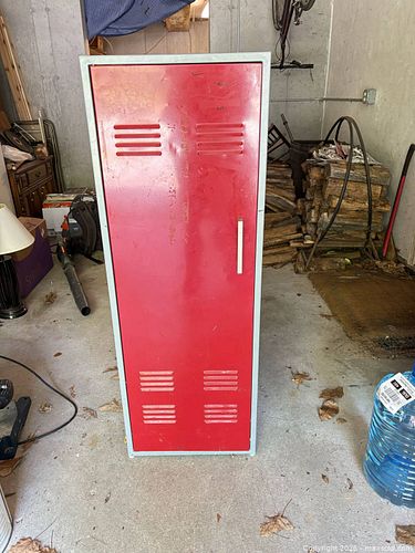 Lot #46 (1 of 16)