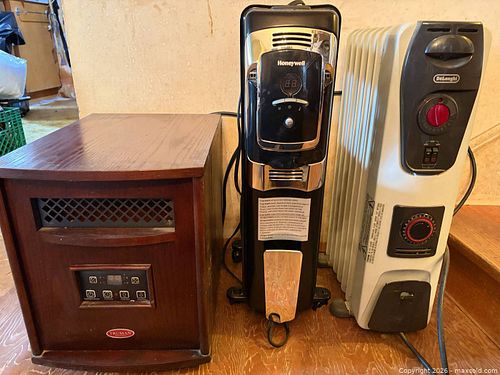 3 Portable Heaters  (1 of 7)