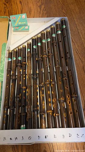 Dimo Dizi Chinese Bamboo Flute, Dark Brown Lacquer A (1 of 11)