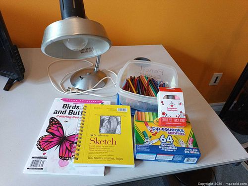 Art Supplies, Desk Lamp A (1 of 15)