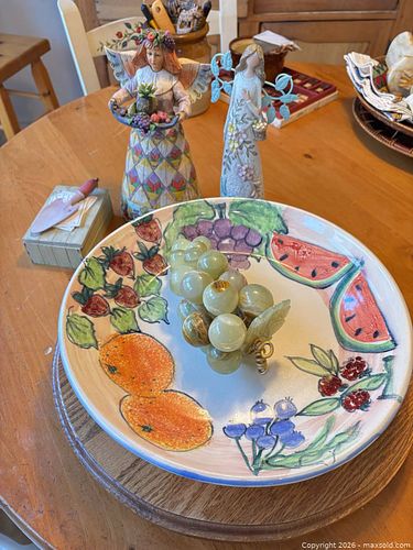 Wood Lazy Susan and Decor (1 of 16)