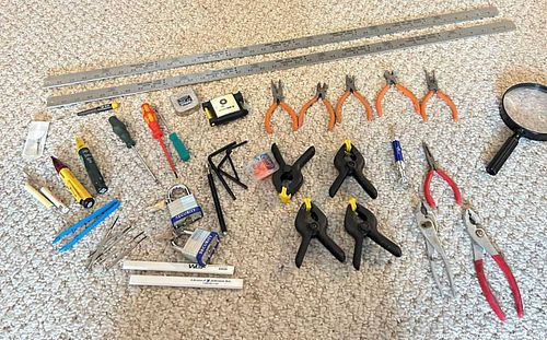Mixed Assorted Hand Tools Lot - Pliers, Screwdrivers & More (1 of 5)
