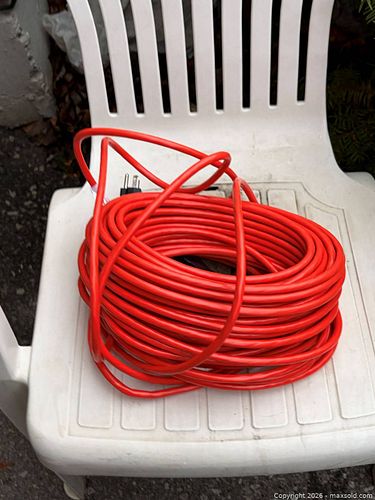 Extension Cord (1 of 1)