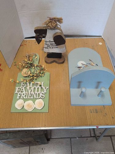 Craft collection  (1 of 10)