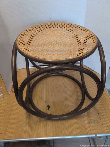 SM cane table  (1 of 9)