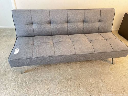 Lot #62 (1 of 7)
