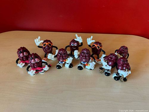 California Raisins PVC Figurines – Lot of 10 – Applause 1987 (1 of 17)