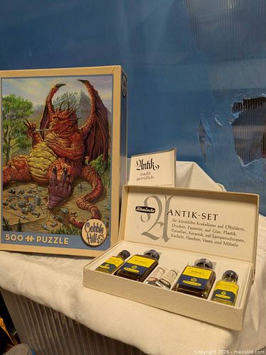 Puzzle and artist set (1 of 3)