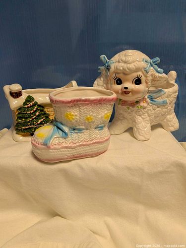 Vintage floral pots (1 of 3)