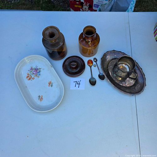 Lot #74 (1 of 10)