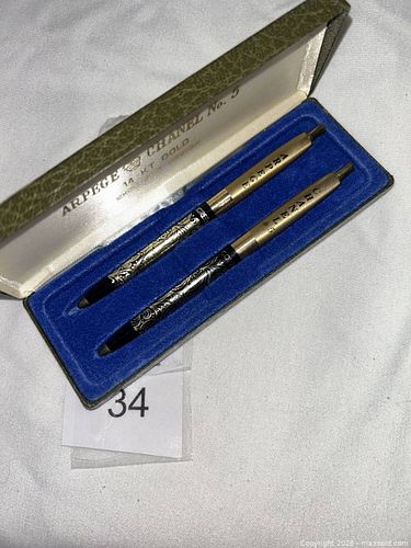 Lot #34 (1 of 8)