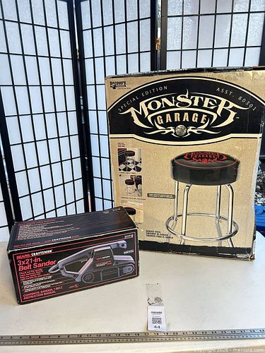 Lot #44 (1 of 8)