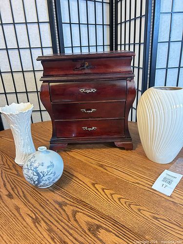 Lot #17 (1 of 22)
