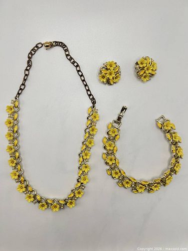 Lot #52 (1 of 14)