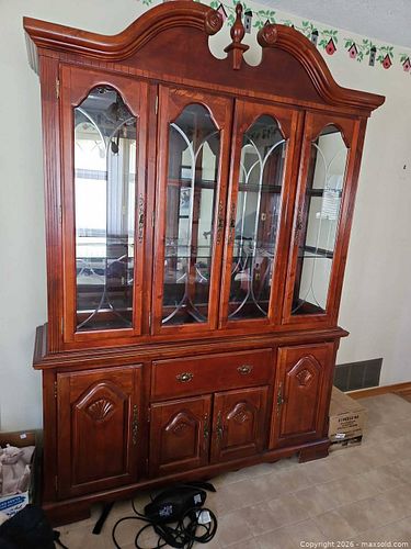 Dining room furniture  (1 of 4)