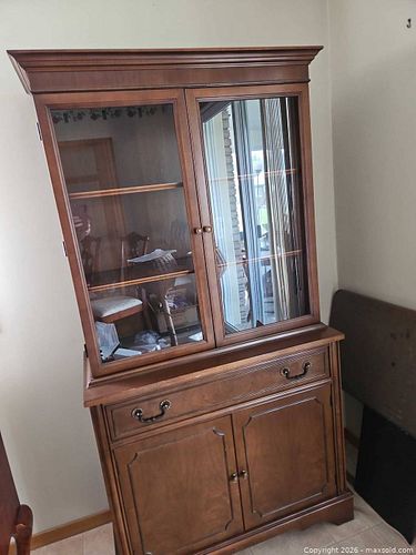 Dining room furniture  (1 of 3)