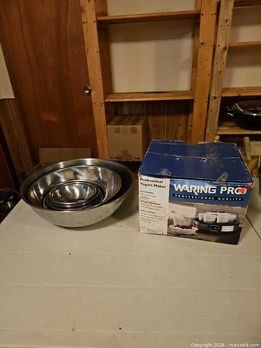 Kitchen appliance and bowls (1 of 4)