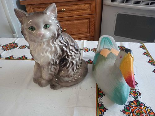 Ceramic Cat Figurine & Hand-Painted Wooden Bird Decoy (1 of 5)
