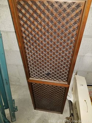 Lot #0016 (1 of 2)