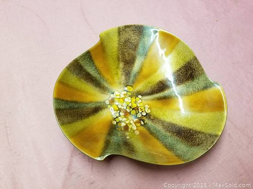 Lot #0062 (1 of 3)