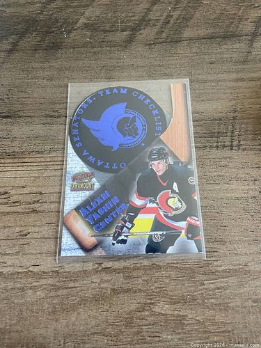 collectible 1997-98 Paramount Ottawa Senatros Alexei Yashin (1 of 1)