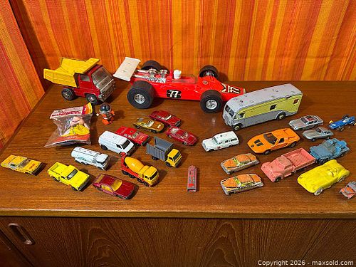 Lot #325 (1 of 19)