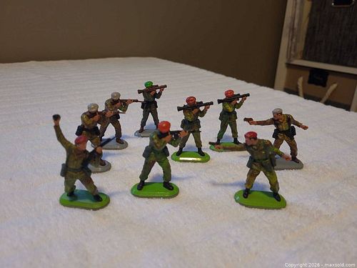Lot #8 (1 of 19)