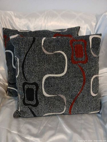 Lot #48 (1 of 7)