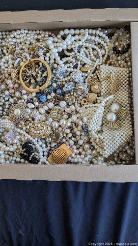 Lot of Costume Jewelry  (1 of 10)