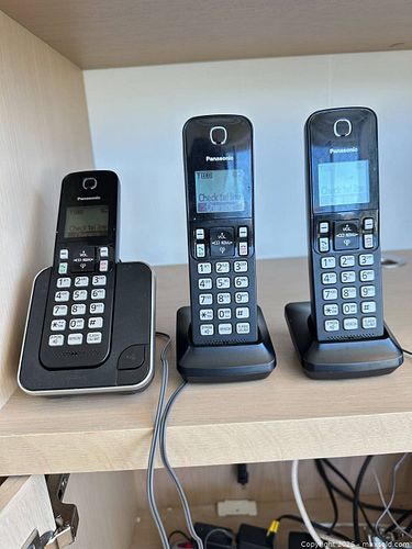 A set of Panasonic Cordless Phones   (1 of 5)