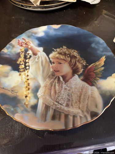 Sandra Kuck Angel of Sunshine Precious Angels Collector Plate (1 of 6)