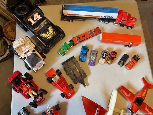 Lot #486 (1 of 8)