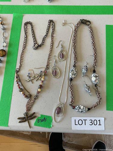 Handmade jewelry  (1 of 3)