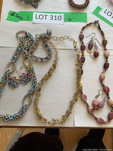 Handmade jewelry  (1 of 4)